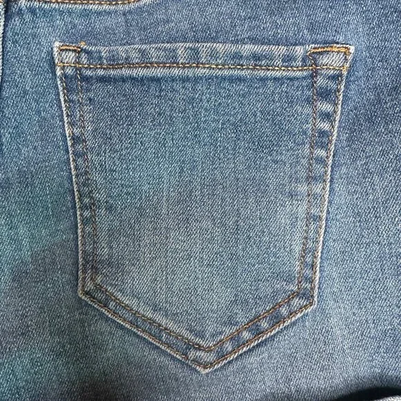 Old Navy Cuffed Denim Jort Light Blue Jean Shorts Size 0 - Picture 10 of 10